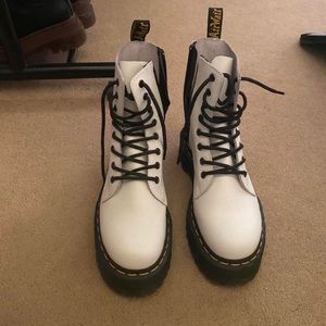 Jadon Platform Dr. Martens